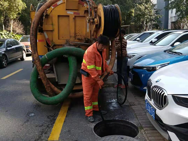 维扬排污管道清淤